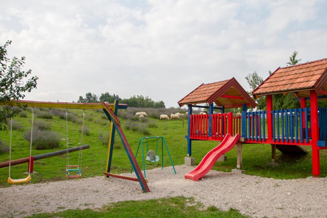 Lavanda Farm Apartmani ラコヴィツァ エクステリア 写真